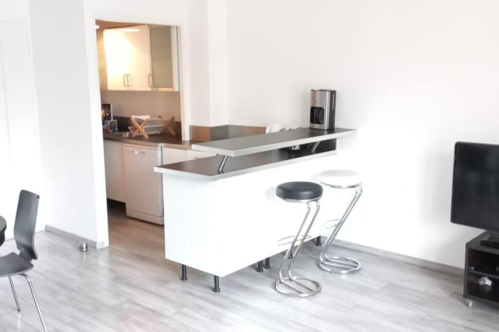 Apartment Corniche D'azur 2 Yourhosthelper Frejus